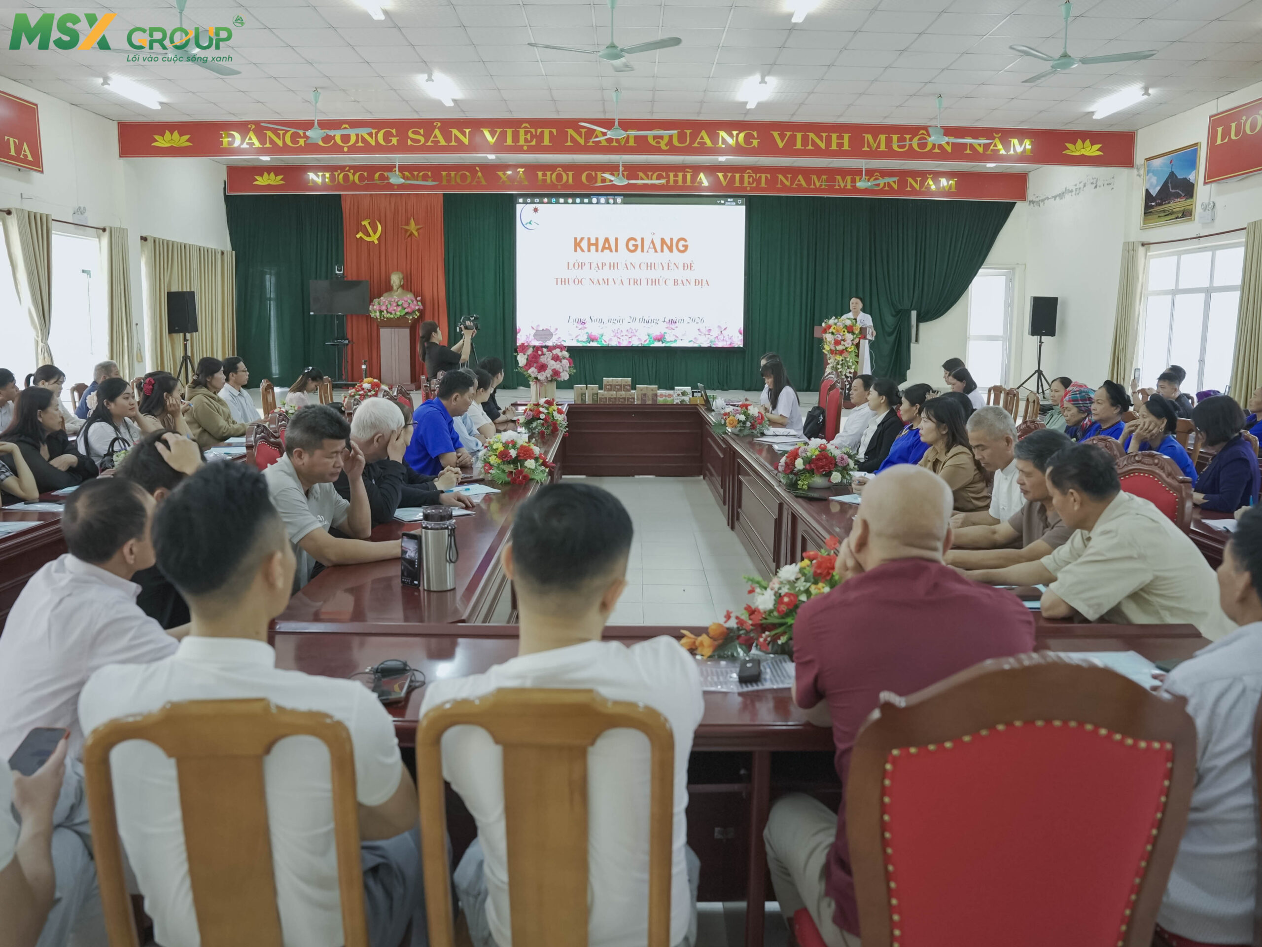 Mẫu Sơn Xanh Đồng Hành Cùng Bệnh Viện Y Học Cổ Truyền Lạng Sơn: Khai Giảng Lớp Tập Huấn Chuyên Đề "Thuốc Nam Và Tri Thức Bản Địa"